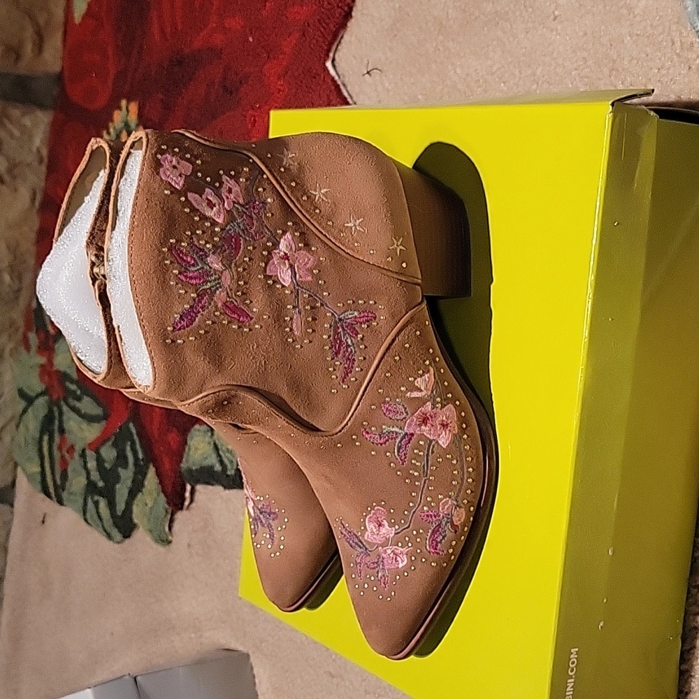 Gianni Bini embellished booties